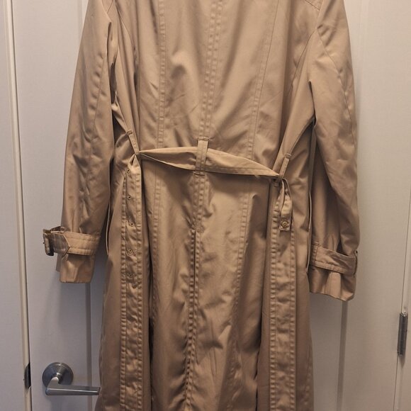 London Fog Trench coat - Picture 2 of 5
